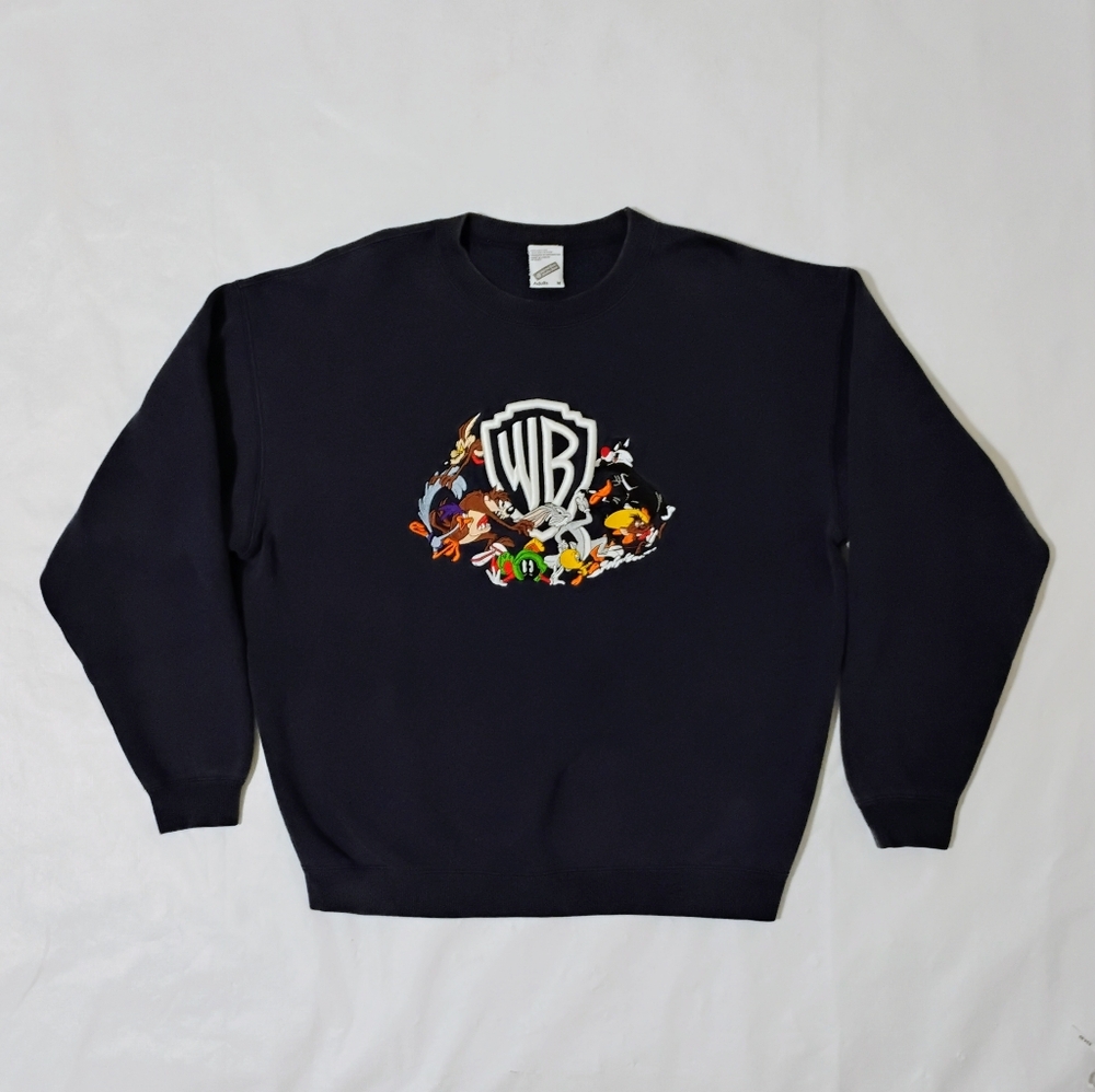 Vintage Warner Bros Studio Store WB Looney Tunes Embroidered Crew Neck Sweater M
